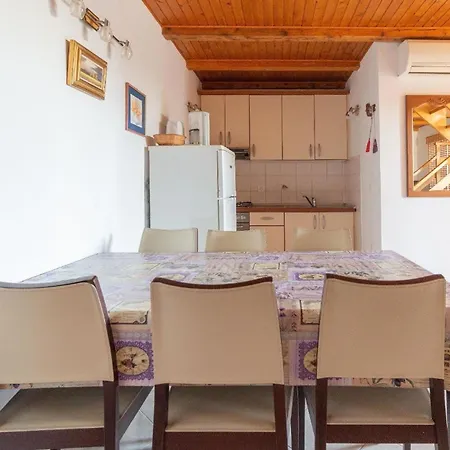 Ferienhaus Mit Privatpool Fuer 4 Personen Ca 85 Qm In Privlaka, Dalmatien Norddalmatien Privlaka (Zadar)